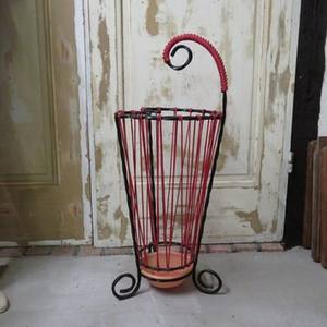 Porte-parapluie en métal rouge Design antique seau à parapluie en forme de panier décoration intérieure Lobbies accessoires fournitures - Product Image 2