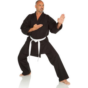 Kimono de karaté léger personnalisé avec logo pour les arts martiaux, uniforme en coton respirant et renforcé, coupe flexible, pour l'entraînement au dojo - Product Image 1