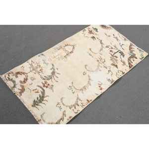 Alfombra Turca, Pequeña, 2x3.6 pies, Alfombra Vintage, Alfombra de Lana con Puntos Blancos - Product Image 3