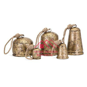 Decoración interior y exterior Adornos navideños de metal Acabado en oro antiguo Decoración navideña Cascabel de metal - Product Image 3