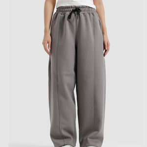 กางเกงขายาวทรงหลวมพิมพ์โลโก้คุณภาพสูงสำหรับผู้หญิง ผู้ผลิตโดยตรงจากโรงงาน กางเกงจ็อกเกอร์ทรงบานและกางเกงขายาวสำหรับผู้หญิง - Product Image 3