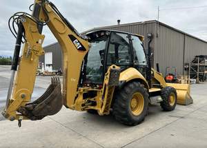 รถตักแบคโฮมือสอง CATERPILLAR 420F 4x4 ราคาถูก อะไหล่หลักประกอบด้วยปั๊ม มอเตอร์ เครื่องยนต์ - Product Image 2