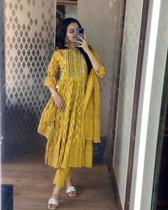 Nuevo diseñador de ropa de fiesta Look algodón más suave Anarakali conjunto de traje de 3 piezas Ropa Étnica India vestido de novia Naira corte largo Kurti - Product Image 2