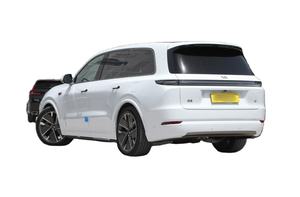 2025 Hot-Selling High Quality Intelligent Refresh Edition Electric SUV 5-Door 6-Seat New Energy Vehicle 401-500km NEDC <b>Range</b> - Product Image 6