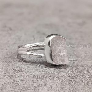 Bague pour femme en quartz rose naturel, pierre de naissance d'avril, martelée, cadeau de Noël, bijoux faits à la main, bague en argent sterling 925 - Product Image 4