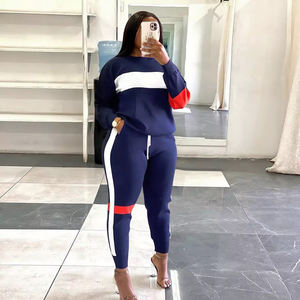 Ensemble de survêtement écologique solide à la mode pour femmes couleurs et logo personnalisés haute qualité 100% coton formation vêtements actifs - Product Image 5