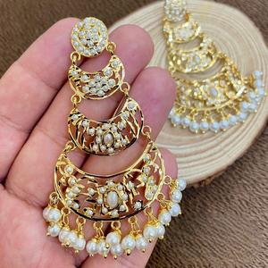 Elegantes Pendientes Jhumka Chapados en Oro de Primera Calidad, Ideales para Bodas, para Mujer - Product Image 1