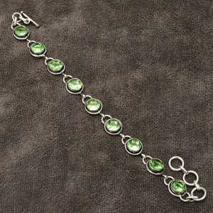 Pulsera de fiesta cristiana hecha a mano de plata de ley con piedras preciosas de amatista verde, regalo para mamá, uso diario - Product Image 1