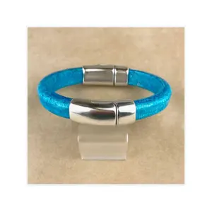 Unisex Distressed Turquoise Cobo Bracelet Double Antique Silver Magnetic Clasps Made From Vegetable-Tanned Cowhide Leather