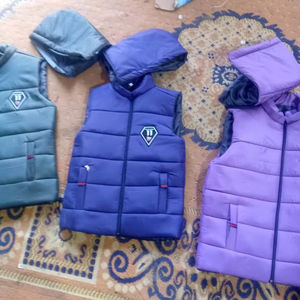 Veste matelassée unisexe de haute qualité avec logo personnalisé - Product Image 1