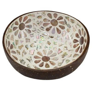 Cuenco Artesanal de Cáscara de Coco con Incrustaciones de Nácar, Cuenco Decorativo Natural para Interiores Modernos y Rústicos para Comedor - Product Image 1