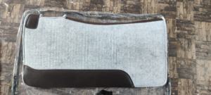 Tapis de selle de cheval anglais avec logo personnalisé avec doublure en tissu pour l'équitation et l'équitation - Product Image 3