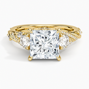Bague en diamant taille princesse, trois pierres en or jaune avec diamants marquise et ronds sur les côtés, motif vigne de begonnie, bijoux de fiançailles pour femme - Product Image 1