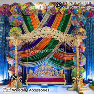 Balançoire en bois sculptée haut de gamme traditionnelle/balançoire en bois ravissante Jhula pour les étapes de mariage balançoires de mariage pour la mariée et le marié - Product Image 5