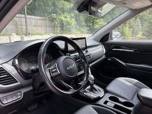 KIA SELT0S SX AWD 2023 D'OCCASION LHD/RHD - Product Image 4