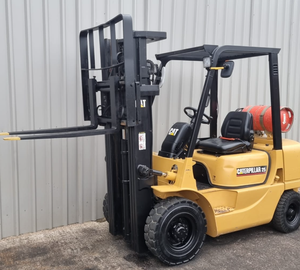 Chariots élévateurs diesel 2 et 3 tonnes d'occasion au meilleur prix CAT original GP25K avec machine robuste pour le commerce de détail - Product Image 5