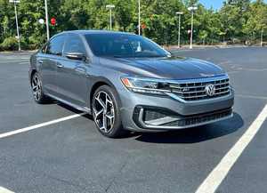 Limpia seminuevo 2023 Volk-swagen passa-t se - Product Image 2