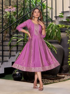 Nuevo lanzamiento tradicional romano a fuego lento Flair Kurti con bordado de trabajo M a XXL Tamaño disponible por Maruti Fashion - Product Image 2