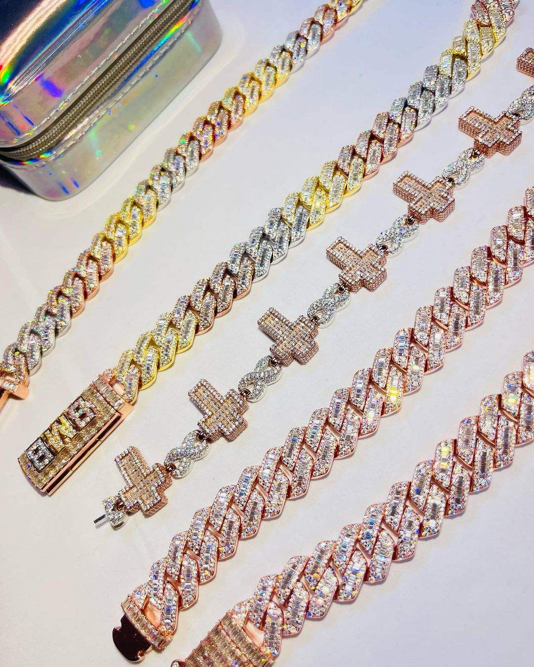 สีที่กำหนดเอง