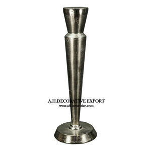 Petit bougeoir en métal à forte demande avec pilier de bougeoir en aluminium décoratif de jardin et de balcon plaqué de cuivre - Product Image 6