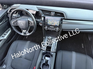 Honda Civic 2017 con Caja de Cambios Manual, Volante a la Izquierda, Interior de Cuero Oscuro, Cámara Trasera - Sedán Compacto Premium - Product Image 3