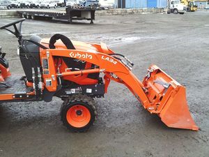 Nouveau design de mini-tracteur Kubota LX3310 d'occasion, 25hp, 30hp, 35hp, 40hp, 60hp, avec chargeur frontal et chargeur arrière - Product Image 2