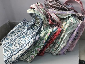 Lote al por mayor de La India hecha a mano bloque Impreso bolso de mano bolso acolchado llevar hermosa bolsa de compras. - Product Image 6