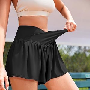 Short de tennis Sport Performance pour homme avec tissu à séchage rapide, évacuation de l'humidité et ajustement de la taille réglable - Product Image 3