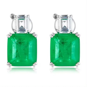 Pendientes de Aro Art Deco Clásicos de Lujo para Mujer, Plata de Ley 925, Baño de Oro y Rodio, Incrustaciones de Circonita Verde Sintética - Product Image 1