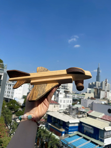 Coche de juguete de madera artesanal para niños, modelo de vehículo educativo de madera dura Natural para aprendizaje temprano y juego - Product Image 5