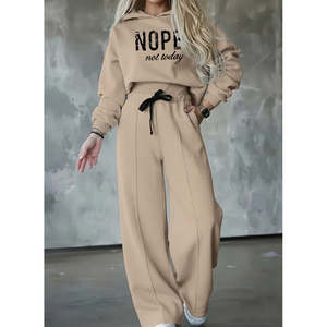Completo due pezzi da donna a maniche lunghe con stampa '<span class=keywords><strong>Nope</strong></span>' e vita a costine, 29365 - Beige - Product Image 2