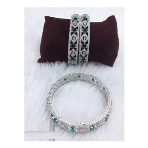 Elegante AD Office and Party Accesorio Venta caliente Brazaletes de moda a precio mayorista - Product Image 1