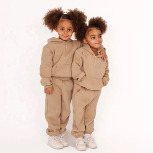 Ensemble de survêtement unisexe beige pour enfants, taille plus, avec sweat à capuche et pantalon de jogging, polaire confortable, vêtements décontractés d'hiver pour garçons et filles - Product Image 4