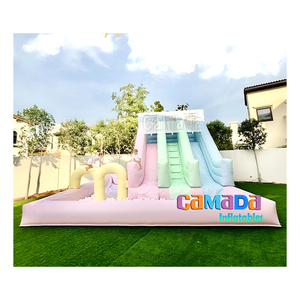 Château gonflable et toboggan à trois voies de couleur pastel, nouveau design, avec fosse à balles pour les fêtes d'enfants, location, utilisation en aire de jeux dans la cour - Product Image 1