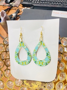 Exaggerated New Fashion Flower <b>Earrings</b> Vintage Jewelry Big Geometric Colored <b>Resin</b> Petal Acrylic Stud <b>Earrings</b> for Women By FWE - Product Image 3