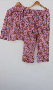 Conjunto de pijamas de algodón puro con estampado de tigre de lujo, traje de noche suave, tejido de algodón indio informal, regalo perfecto para ella - Product Image 5