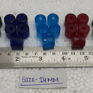 Créez des designs de bijoux uniques avec nos perles de verre facettées russes, un savoir-faire historique et une brillance intemporelle. - Product Image 3