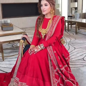 ชุดกาวน์สีแดงสไตล์บอลลีวู้ดสำหรับผู้หญิงปากีสถานอินเดียสำหรับงานแต่งงานงานปาร์ตี้ในงานเทศกาล - Product Image 1