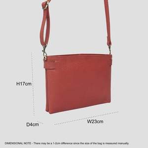Sac à bandoulière en cuir véritable à grain de galet rouge fait à la main de la meilleure qualité Top fournisseur indien fabricant Saman exportations - Product Image 3