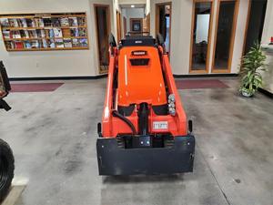 2024 más vendidos Kubota SCL1000 Mini Skid Steer Loader Tipo de oruga con componentes de caja de cambios de bomba de motor central - Product Image 2