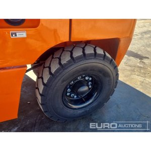 2025 SureStac FD30 Internal Combustion Forklift Unused - Product Image 2