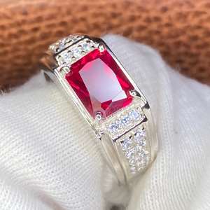 Bague de promesse classique en moissanite, pierre précieuse rouge rubis, taille radiant, taille asscher, unisexe, argent sterling 925 plaqué rhodium, anniversaire - Product Image 5