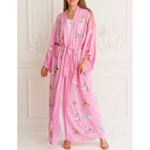 Kimono long pour femme, doux et fluide, avec une coupe décontractée et un style intemporel pour un dressing contemporain - Product Image 1