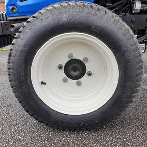 Good Neww Hollands Boomer 40 Tracteur agricole à vendre, - Product Image 2