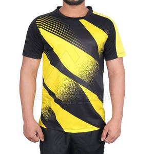 Venta al por mayor de camisetas de verano para los hombres de estilo casual con mangas cortas transpirable suelta ajuste sublimación camiseta hecha en Pakistán - Product Image 1