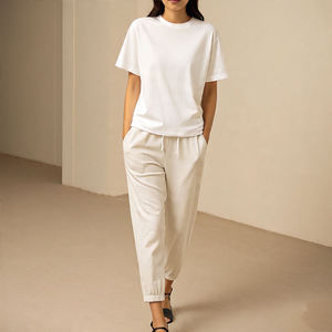 2025 nouvelles femmes de haute qualité coton/Polyester deux pièces survêtement décontracté respirant t-shirt et pantalon ensemble écologique - Product Image 3