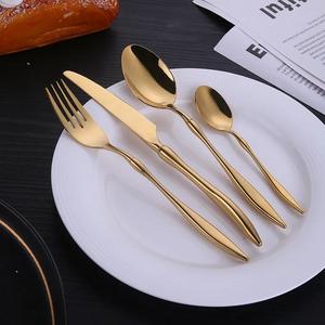 Juego de cubertería y tenedor de latón de la mejor calidad, diseño personal con mango y tenedor con cubiertos chapados en oro - Product Image 2