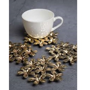 Posavasos de corcho decorativos de latón multifuncionales resistentes al calor para encimera de mesa proteger alfombrillas de corcho de alta densidad - Product Image 1