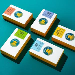 "Coffrets cadeaux colorés personnalisés pour biscuits gâteau de bonbons sel de mer chocolat carotte cosmétique Ping-Pong emballage alimentaire avec appel artisanal - Product Image 1