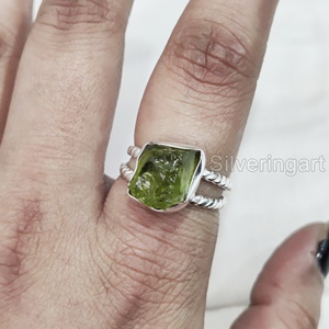 Joyería de piedra en bruto, anillo para mujer, Natural peridoto piedra preciosa de crudo, piedra natal de agosto, anillo de Plata de Ley 925 para fiesta de doble banda - Product Image 4